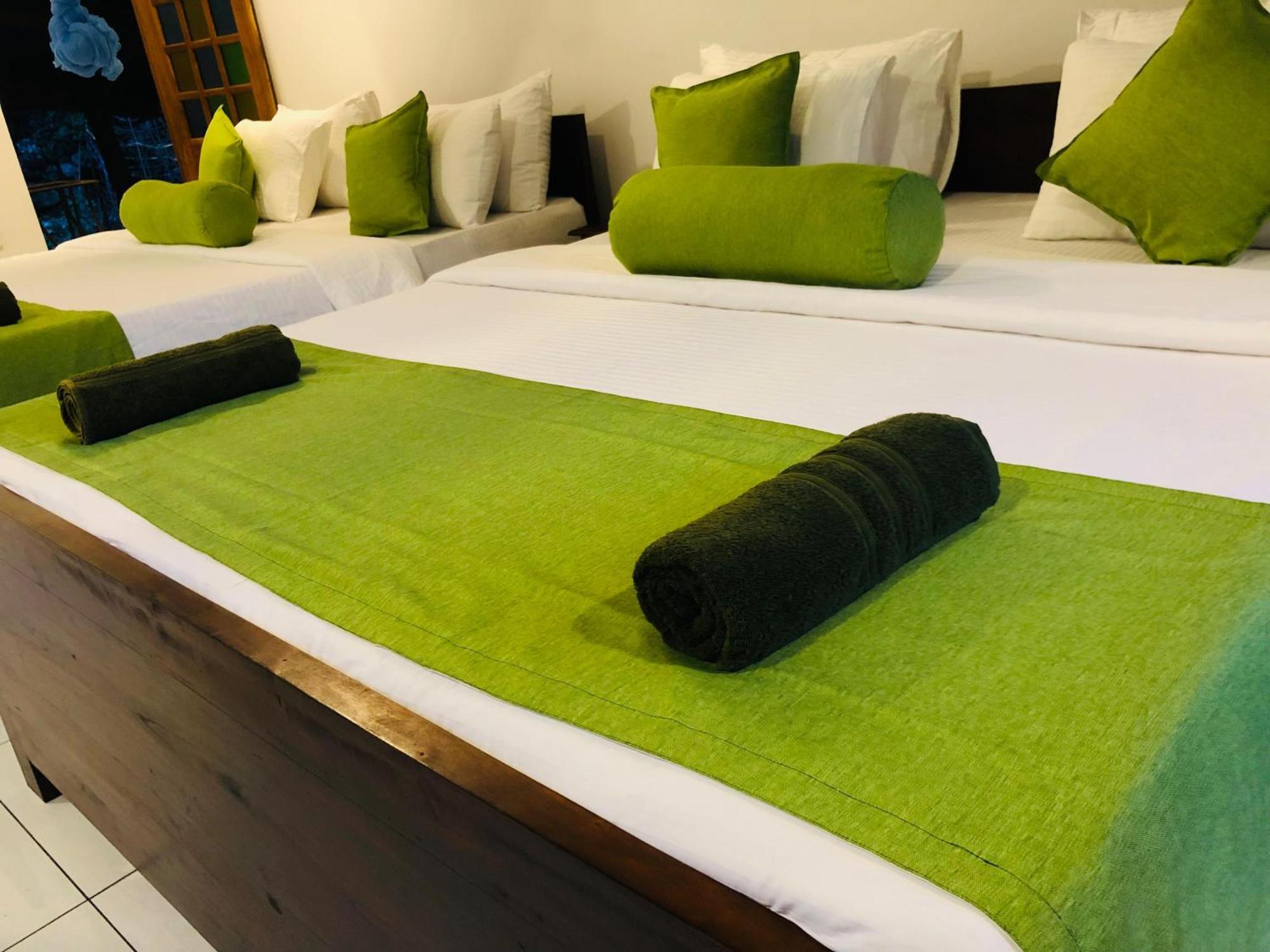 Silent Oasis Apartment เอลลา ภายนอก รูปภาพ